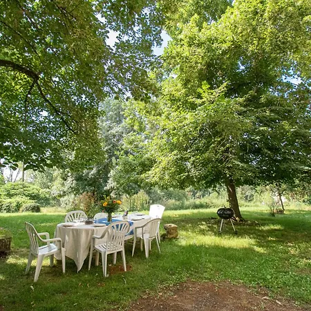 Guest house Maison De Maitre Avec Grand Parc Arbore Clos De Murs