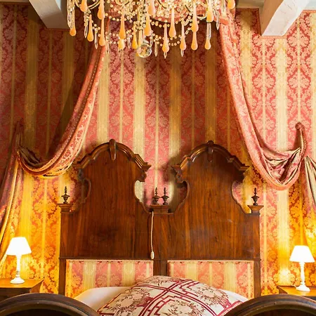 Maison De Maitre Avec Grand Parc Arbore Clos De Murs Guest house Nerac